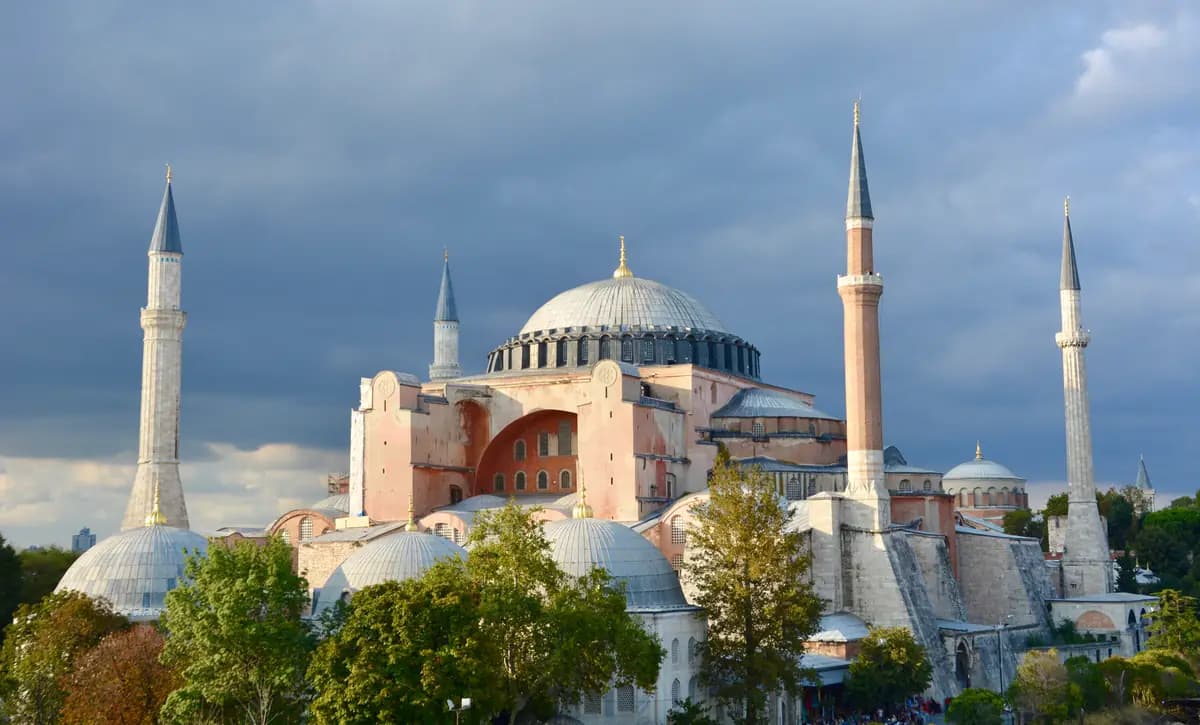 Ayasofya, AYA Roof Lounge’a yürüme mesafesinde — Sultanahmet, İstanbul