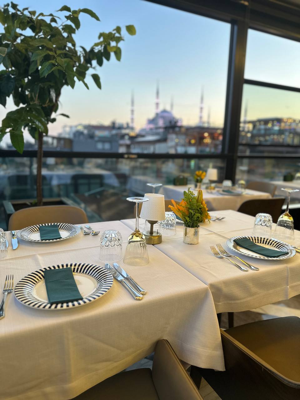Terrace Restaurants in Sultanahmet and the Difference of Aya Roof Lounge