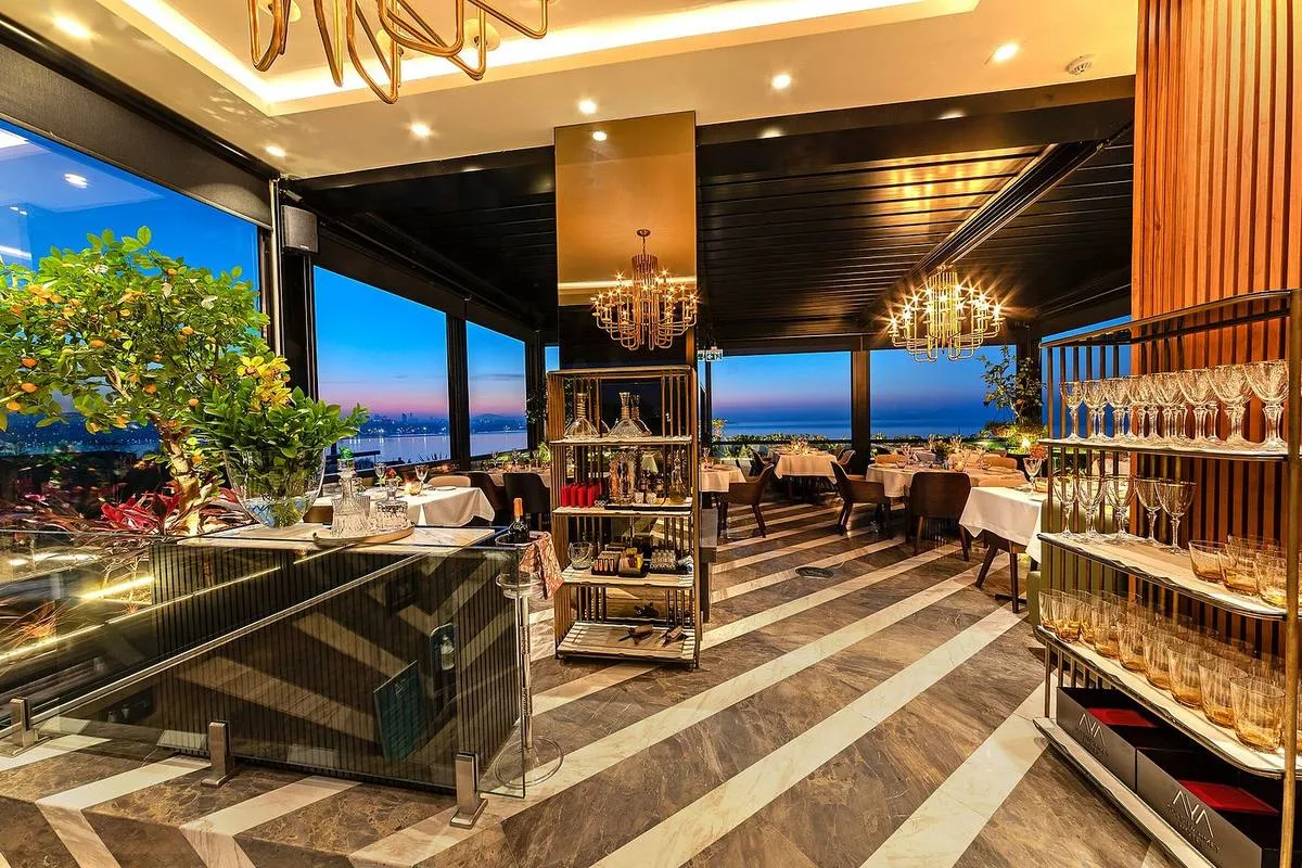 Aya Roof Lounge İç Mekan